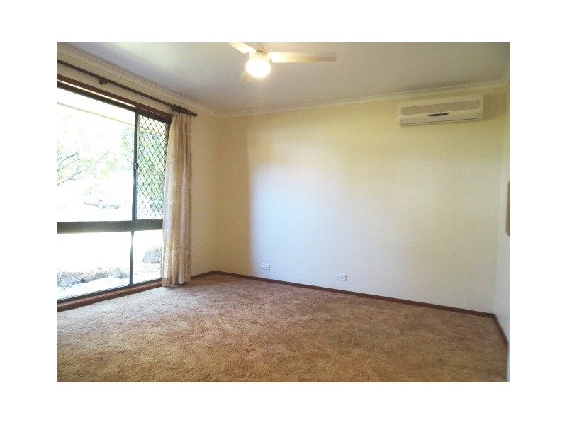 8 Elkington Street, Nudgee QLD 4014