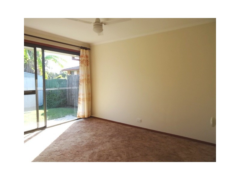 8 Elkington Street, Nudgee QLD 4014