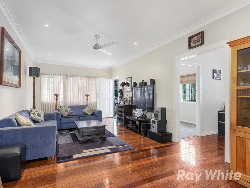 11 Pedley Street, Wavell Heights QLD 4012