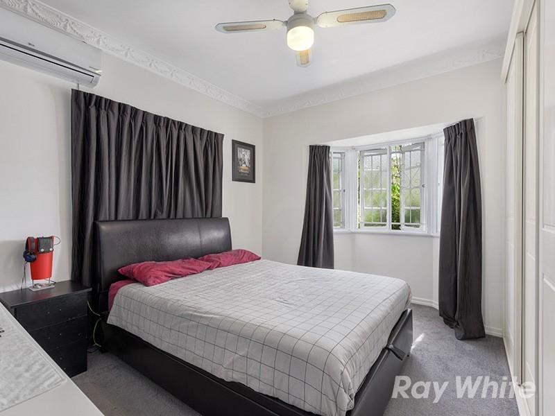 11 Pedley Street, Wavell Heights QLD 4012
