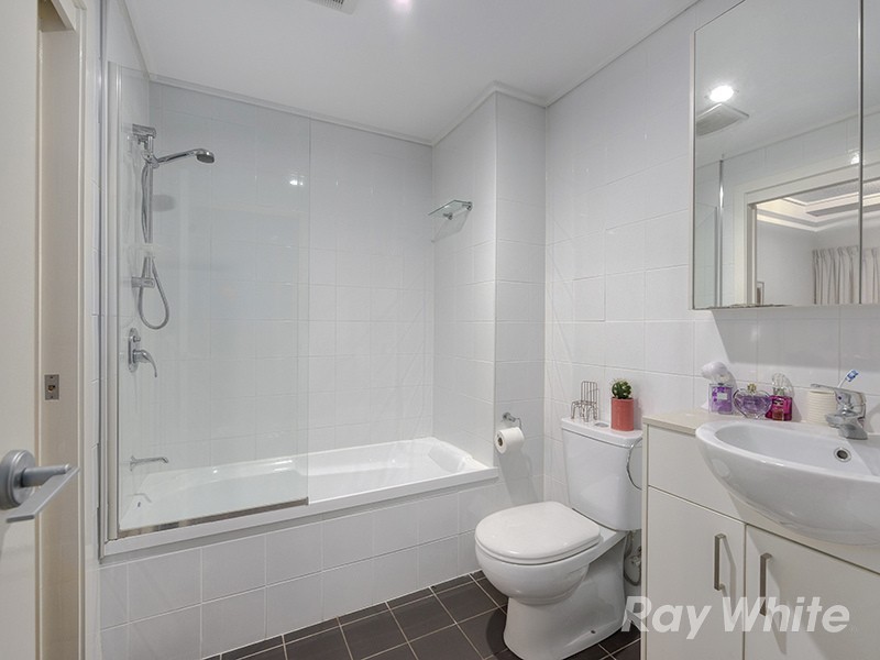 203/15 Parkland St, Nundah QLD 4012