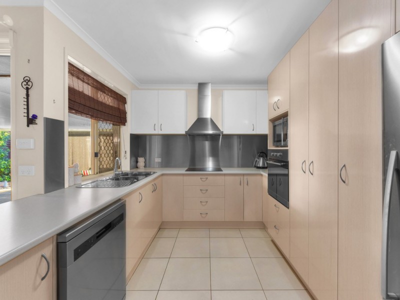 2 Aramis Place, Nudgee QLD 4014