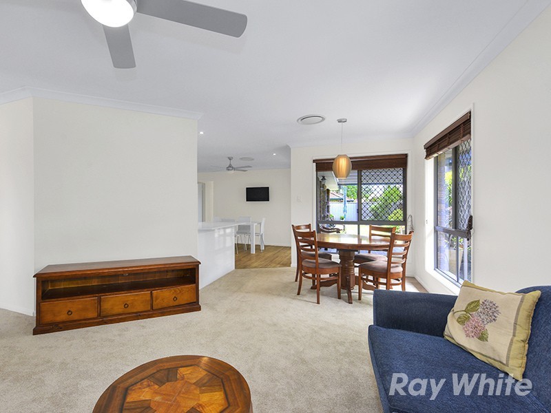 8 Lavender Close, Wavell Heights QLD 4012