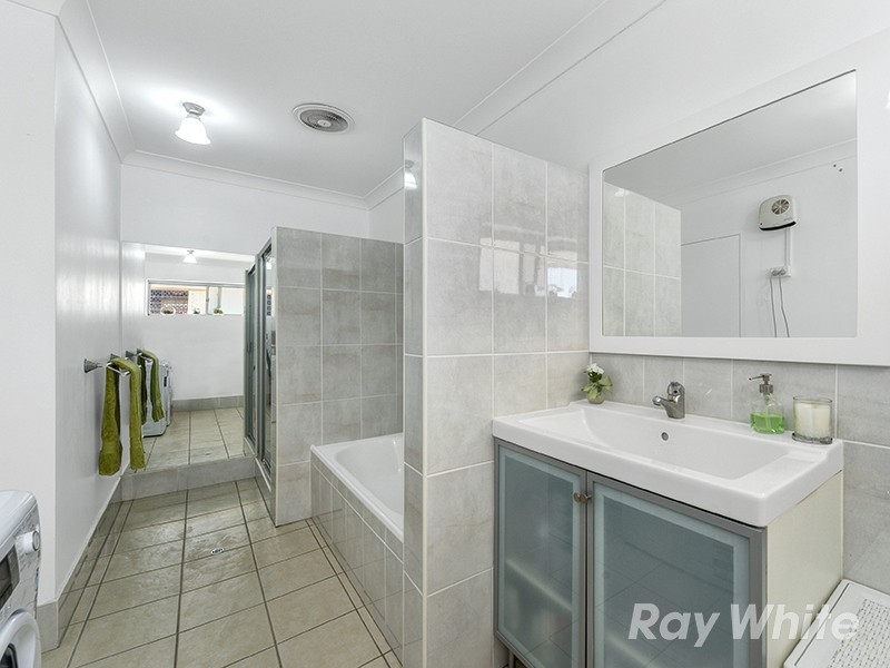 3/125 Flower Street, Northgate QLD 4013