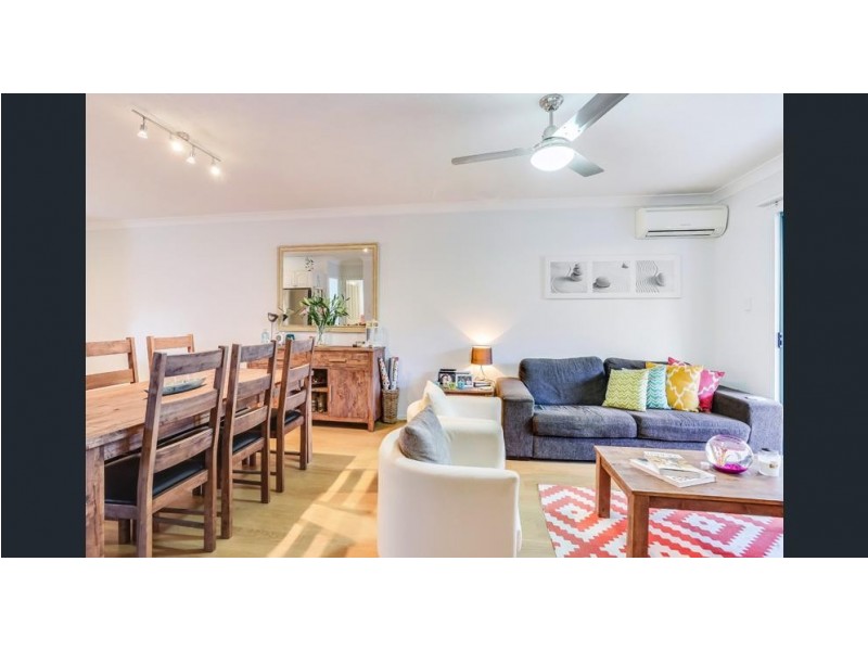 2/11 Wongara Street, Clayfield QLD 4011