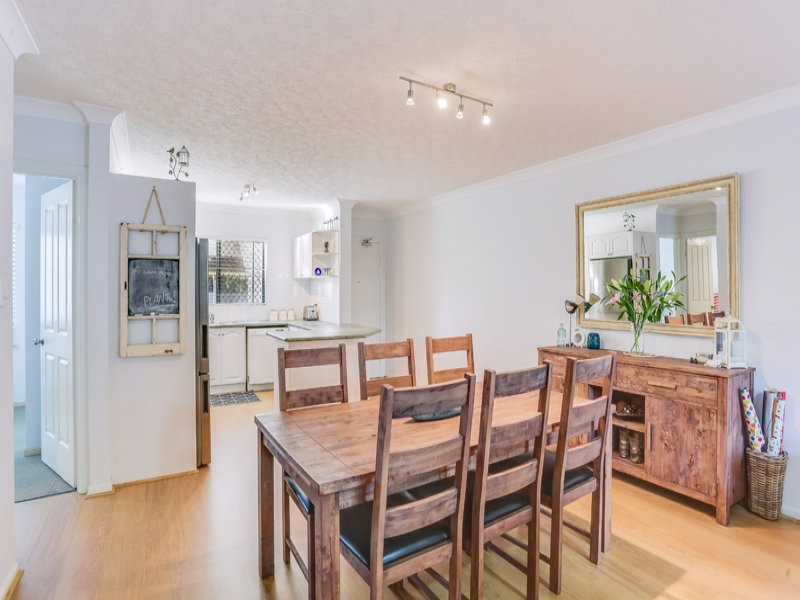 2/11 Wongara Street, Clayfield QLD 4011