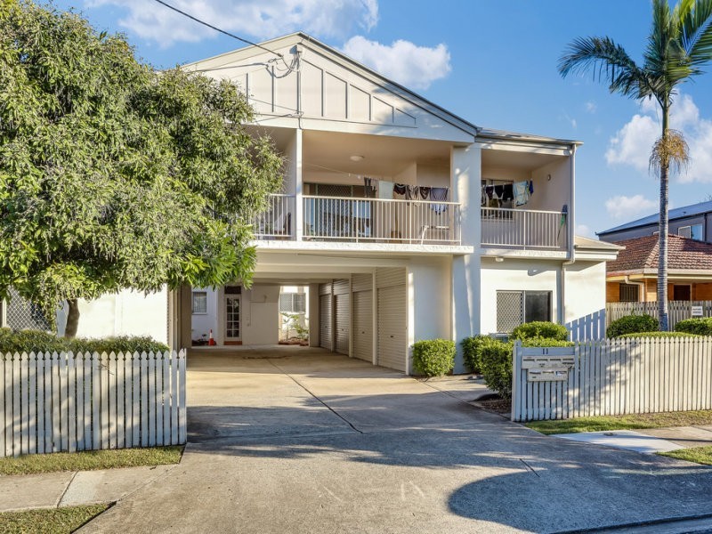 2/11 Wongara Street, Clayfield QLD 4011