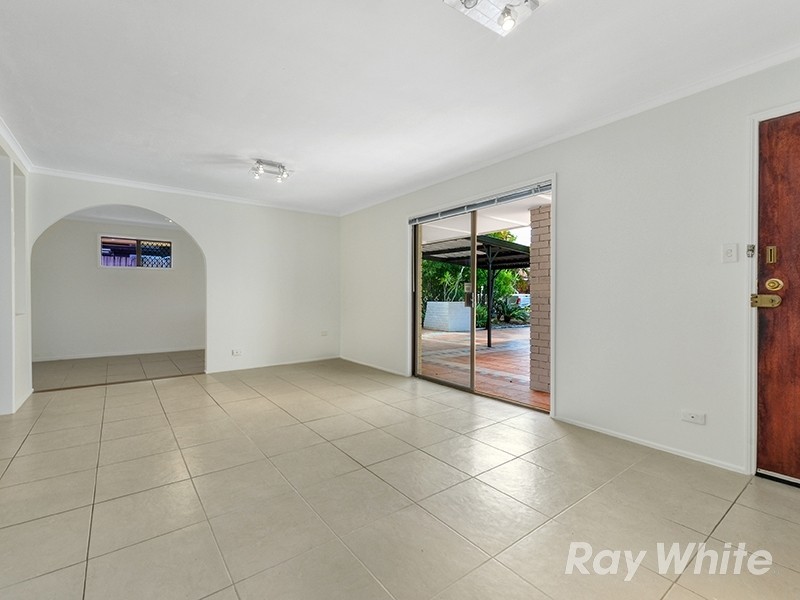 39 Kennedy Drive, Capalaba QLD 4157