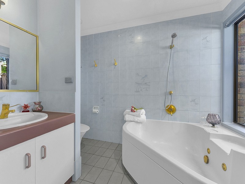 2 Mega Ct, Banyo QLD 4014