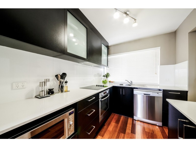 1/28 Newby Street, Nundah QLD 4012