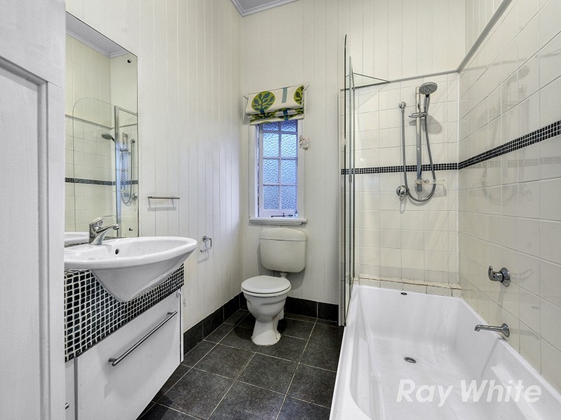 24 Vernon Street, Nundah QLD 4012