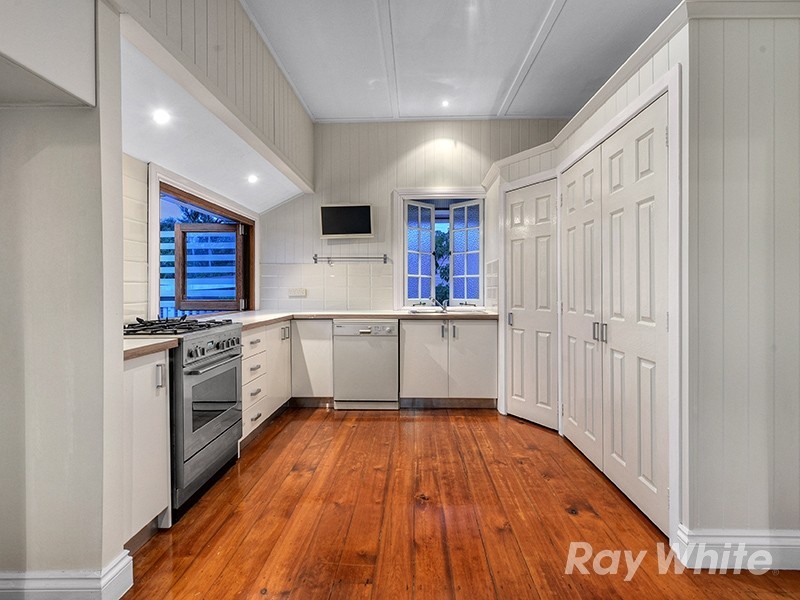 24 Vernon Street, Nundah QLD 4012