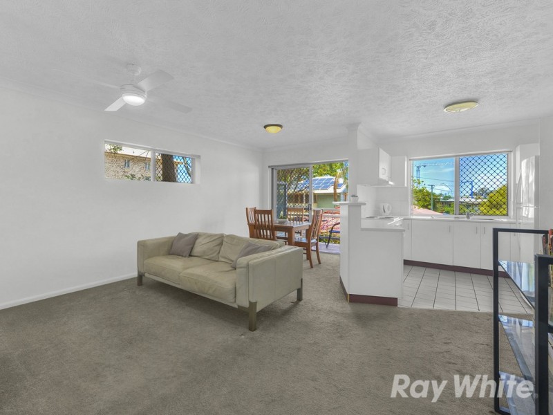 8/2 Surrey Street, Nundah QLD 4012