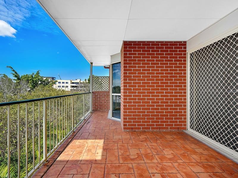 8/22 Hooker Street, Windsor QLD 4030