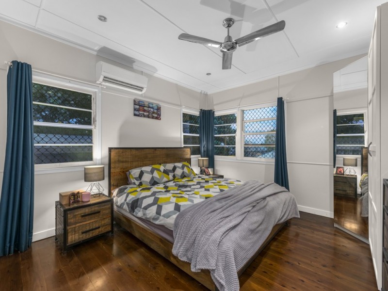 5 Gurley Street, Wavell Heights QLD 4012