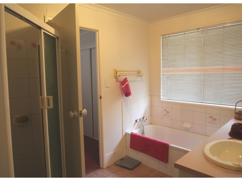 10 Claydons Road, Killarney QLD 4373