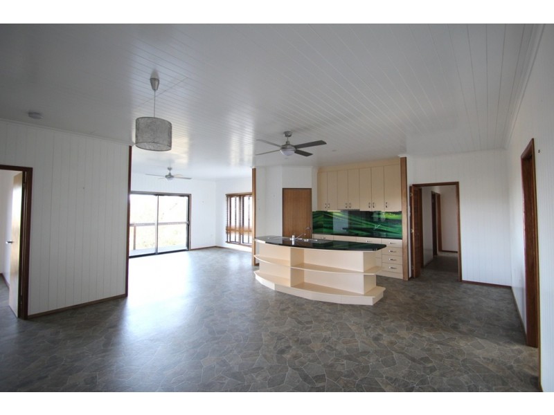 70 Preston Road, Preston QLD 4352