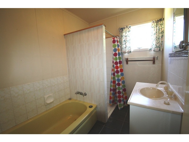 24 Glen Road, Warwick QLD 4370