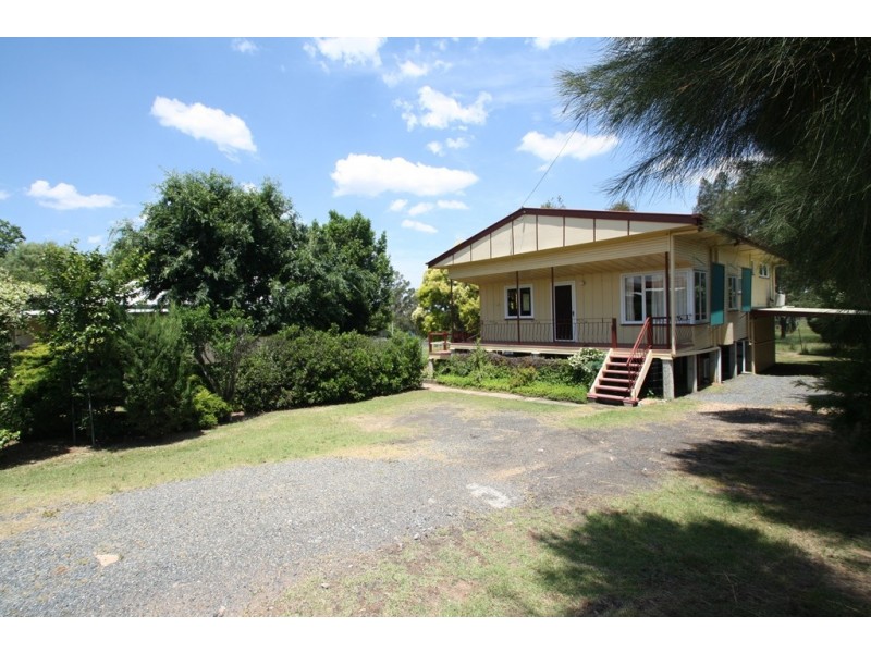 24 Glen Road, Warwick QLD 4370