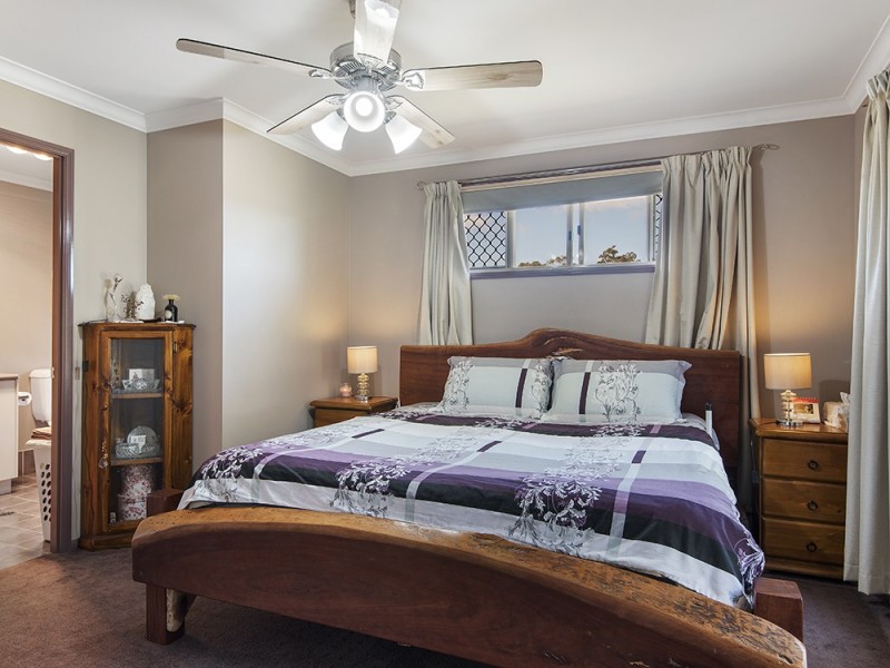 9 Leslie Lane, Hendon QLD 4362