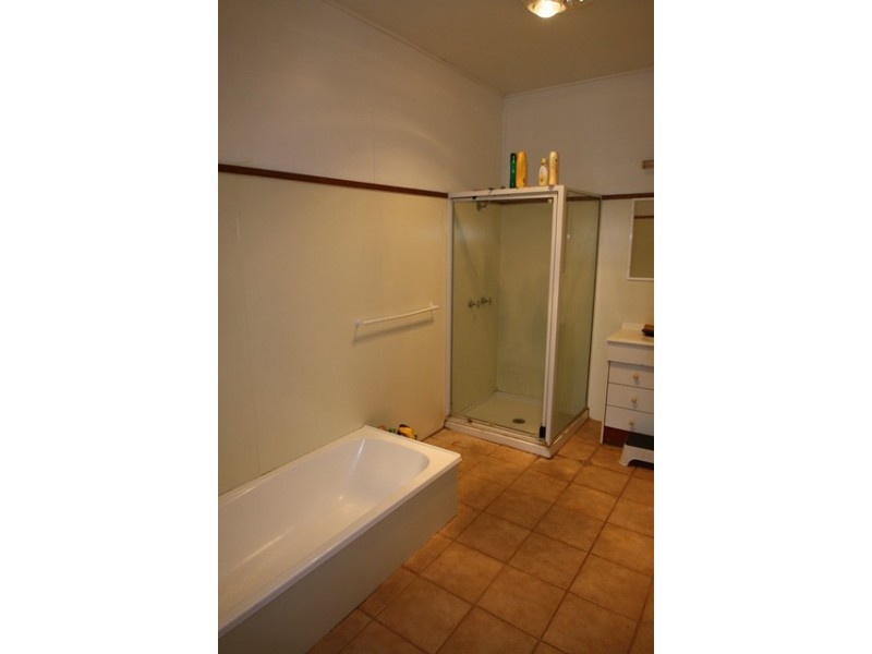 86 Herbert Street, Allora QLD 4362