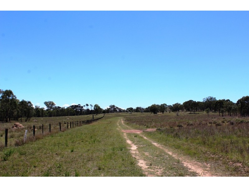 2936 Stonehenge Road, Stonehenge QLD 4357