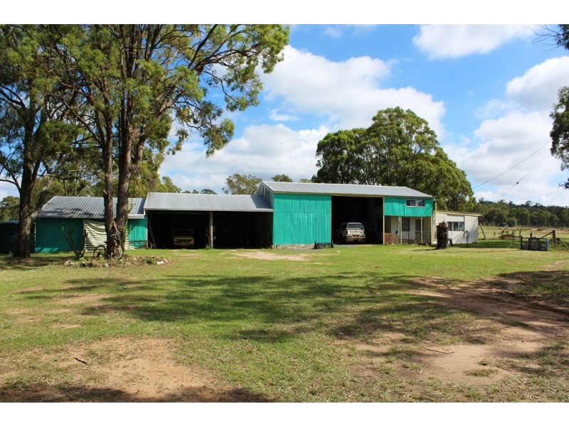 652 Upper Wheatvale Rd, Massie QLD 4370