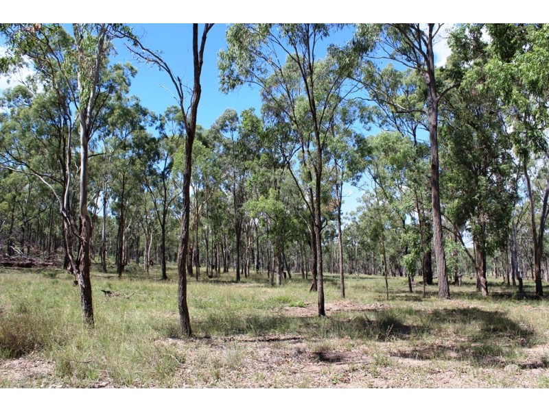 652 Upper Wheatvale Rd, Massie QLD 4370