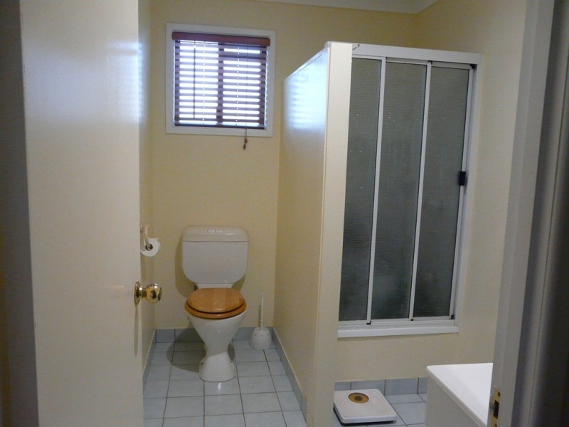 7 Vanneck Street, Yangan QLD 4371