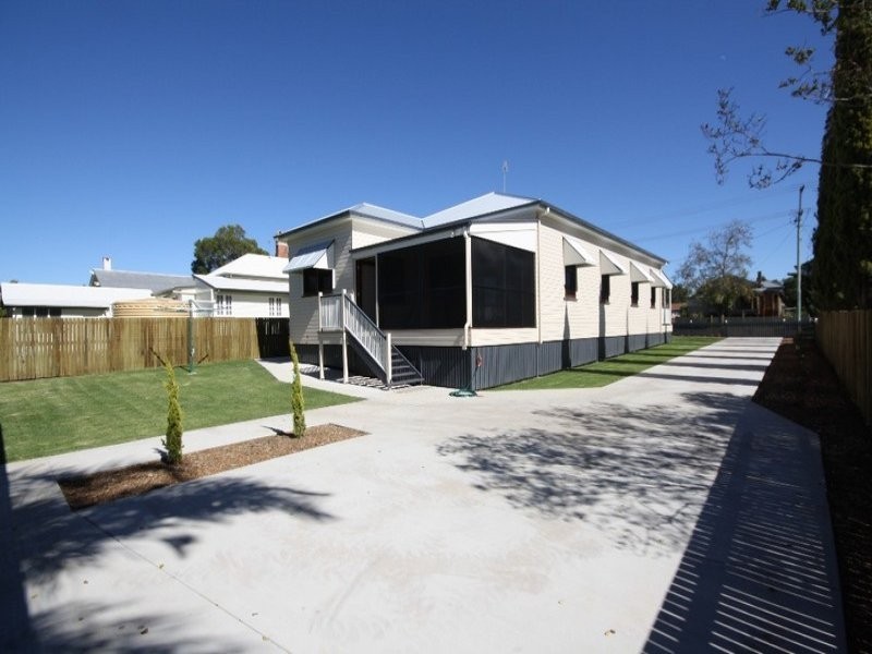 72 Guy Street, Warwick QLD 4370