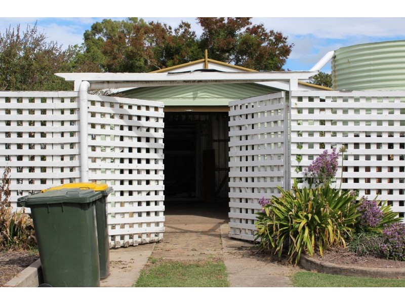 16C Wood St, Warwick QLD 4370