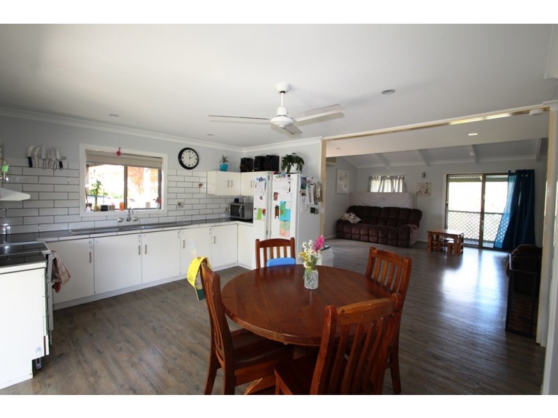 55 Anemone St, Killarney QLD 4373