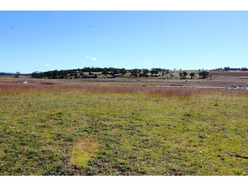Lot 300 Cunningham Hwy, Womina QLD 4370