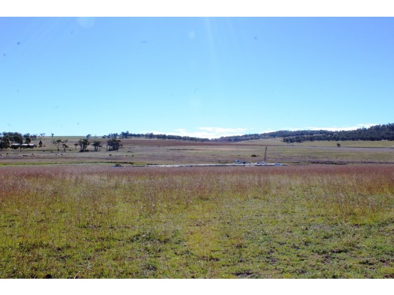 Lot 300 Cunningham Hwy, Womina QLD 4370