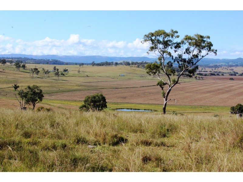 541 Bellingham Rd, Elbow Valley QLD 4370