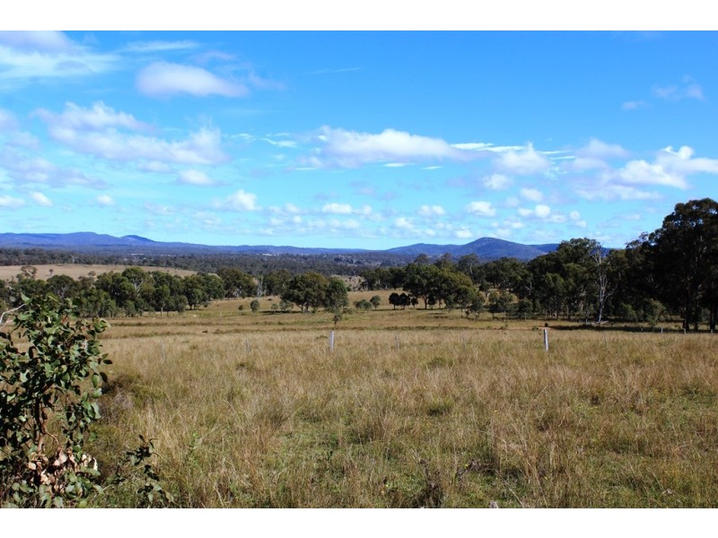 541 Bellingham Rd, Elbow Valley QLD 4370