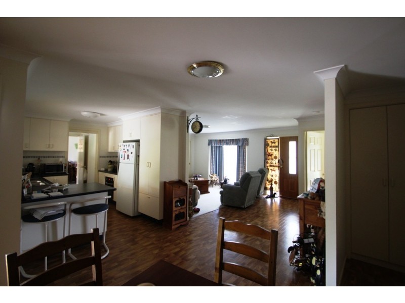 56 Pine St, Killarney QLD 4373