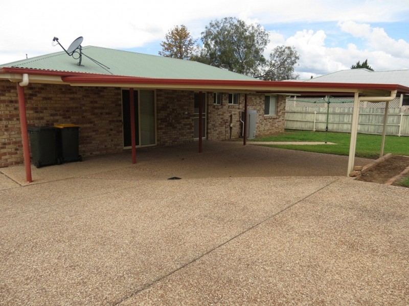 14 Kidman Drive, Warwick QLD 4370
