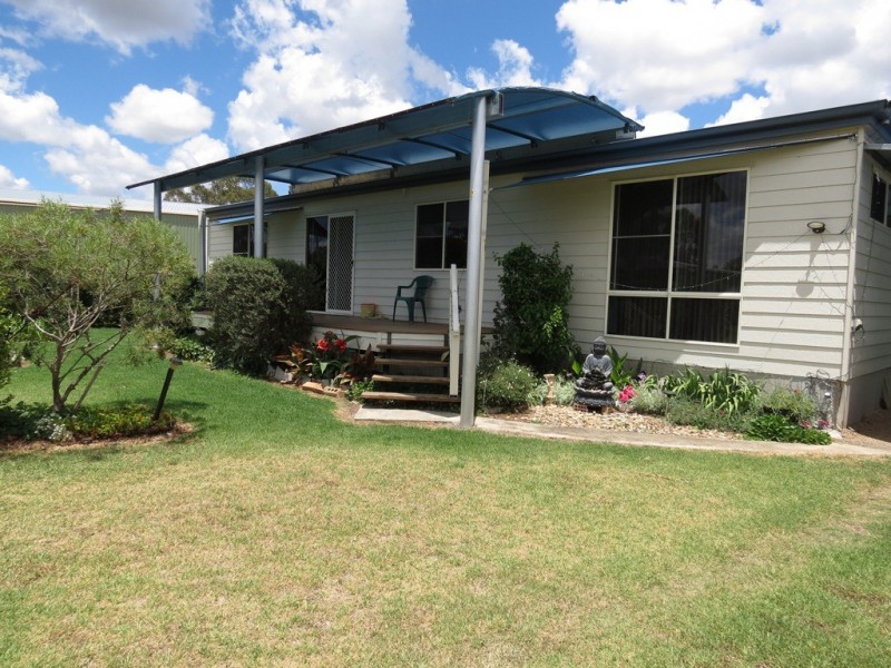 25 Easey Street, Warwick QLD 4370