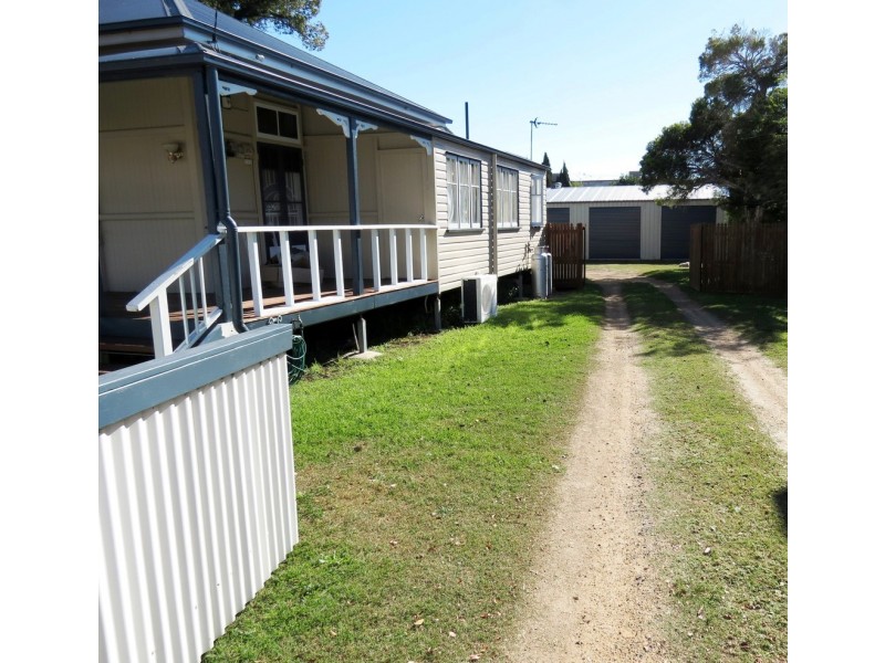 64 Percy Street, Warwick QLD 4370