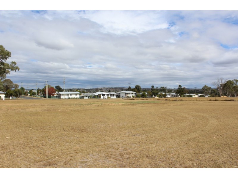 111-115 Horsman Road, Warwick QLD 4370