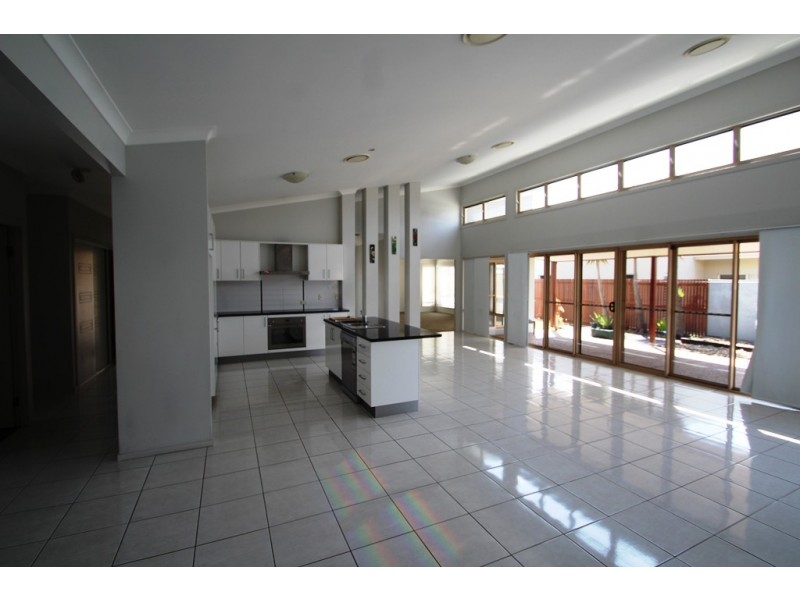 13 Floribunda Avenue, Warwick QLD 4370