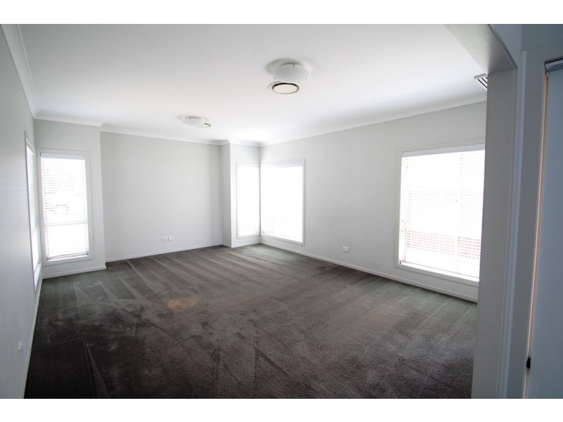 13 Floribunda Avenue, Warwick QLD 4370