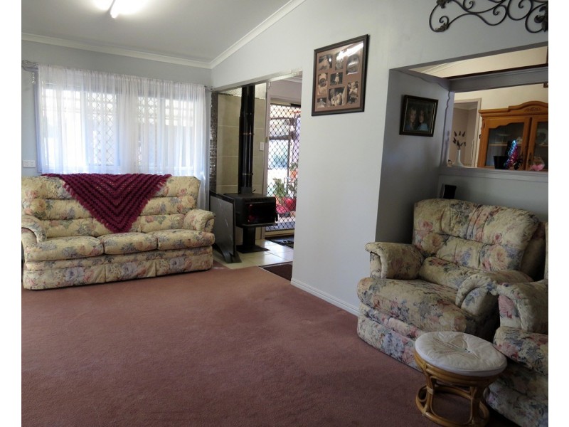 7 Leslie Lane, Hendon QLD 4362