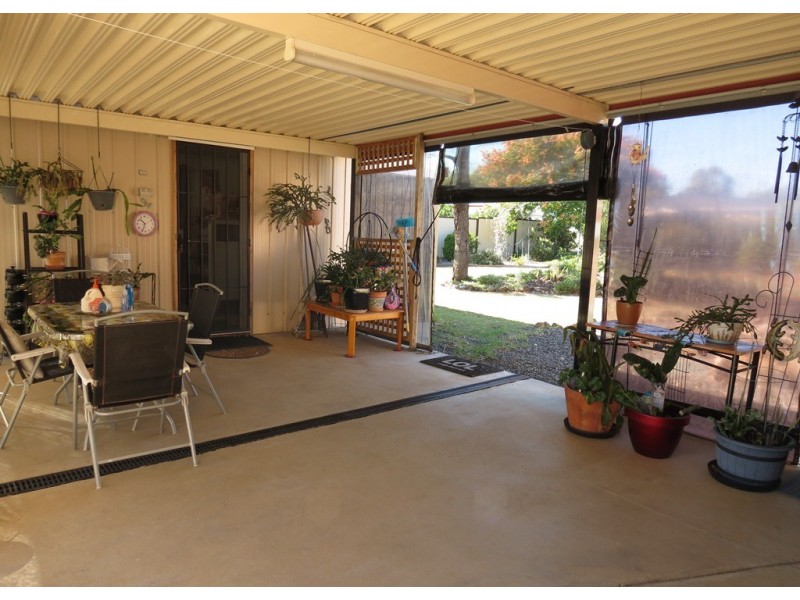 7 Leslie Lane, Hendon QLD 4362