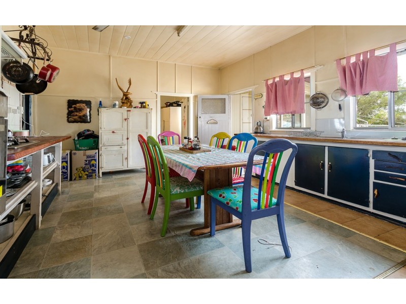 18 Wallace Street, Warwick QLD 4370