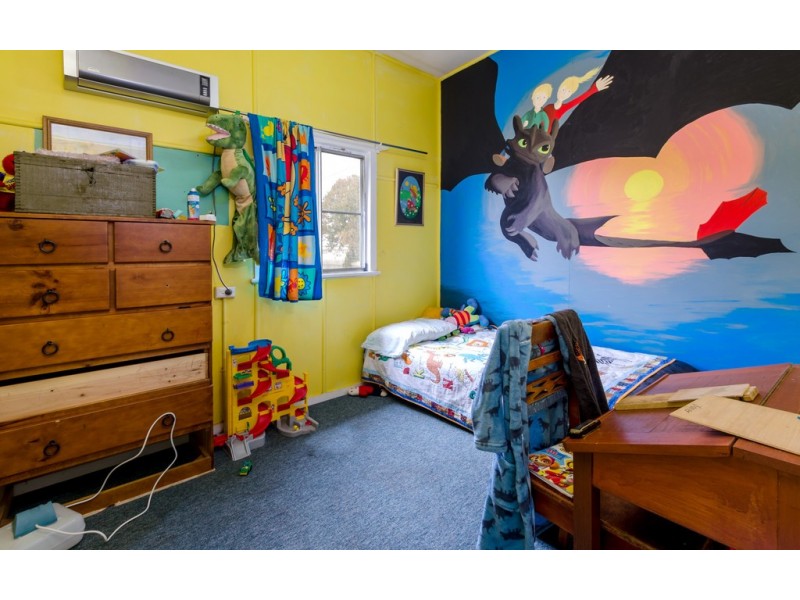 18 Wallace Street, Warwick QLD 4370