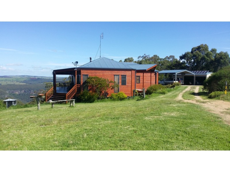 131 Sunday Plains Road, Mount Colliery QLD 4370