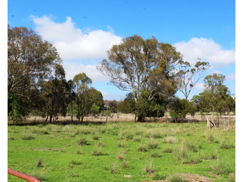 10 Smelter Rd, Rosenthal Heights QLD 4370