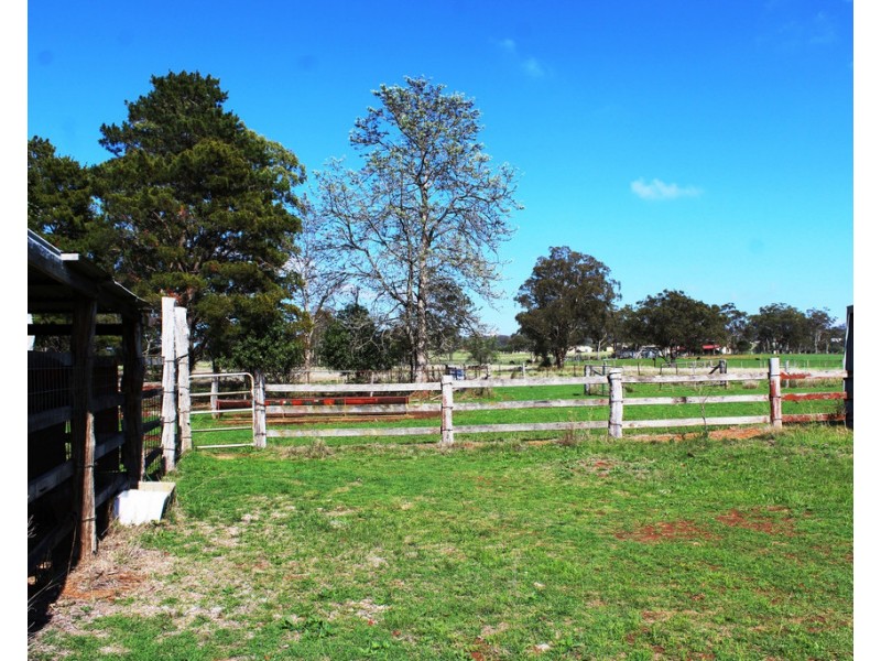 10 Smelter Rd, Rosenthal Heights QLD 4370